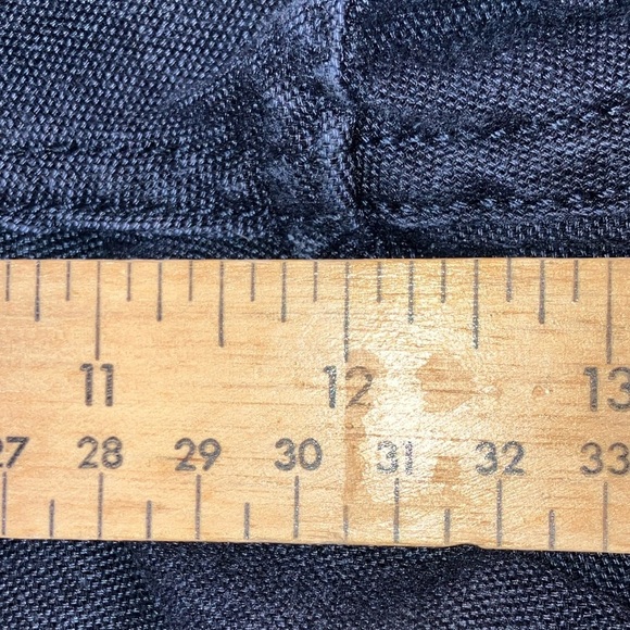 Kenneth Cole Reaction men’s w38L29
Black Relaxed Fit Jeans - Picture 12 of 16